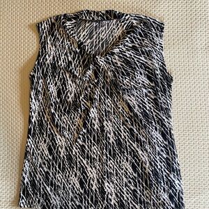 Jones New York Black and White Patterned Blouse